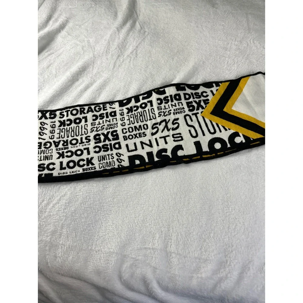 Ruffneck Manhattan Mini Storage Mart Scarf Black Yellow Knit Soccer Style Fringe